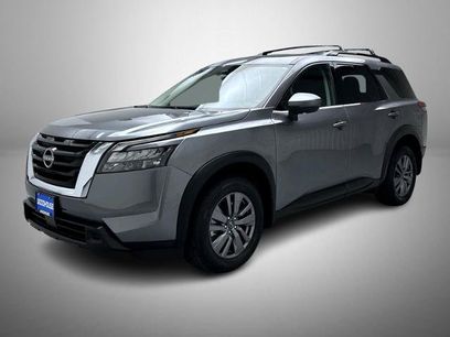 Certified 2025 Nissan Pathfinder SV