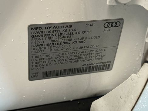 Used 2018 Audi SQ5 Premium Plus w/ Navigation Package image 29