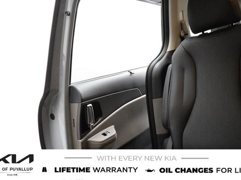 New 2026 Kia Carnival EX FWD image 13