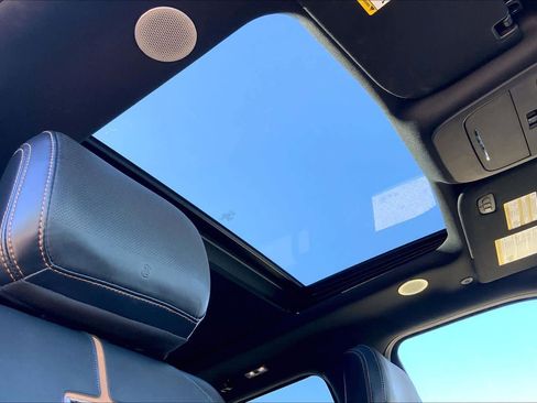 Certified 2023 Ford F150 Platinum w/ Equipment Group 701A High image 13