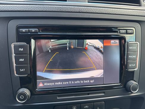 Used 2015 Volkswagen Jetta Sport FWD image 28