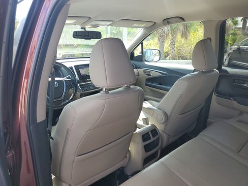 Used 2018 Honda Ridgeline RTL-T image 17