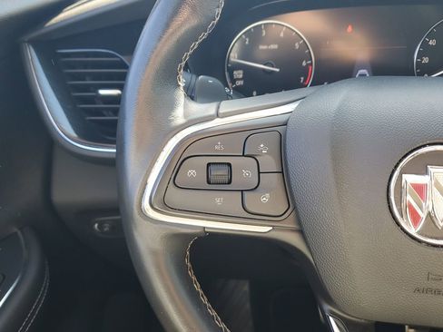 Used 2023 Buick Envision Preferred image 33