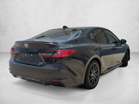 Used 2025 Toyota Camry XSE FWD image 5