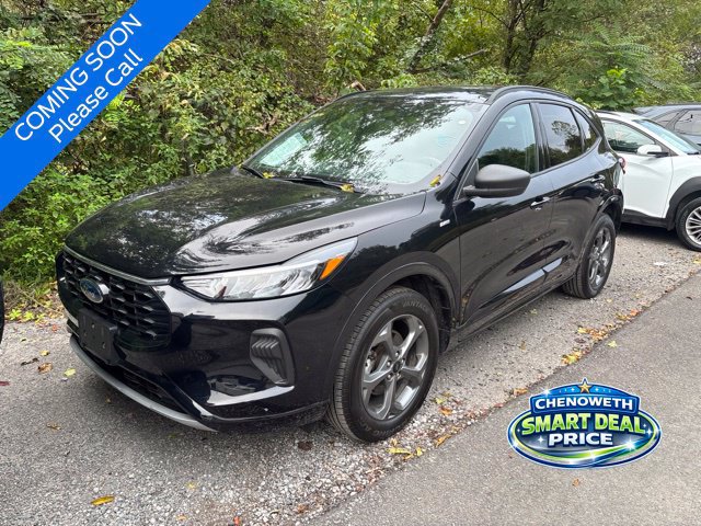 Used 2023 Ford Escape ST-Line w/ Tech Pack #1 AWD/4WD image 4