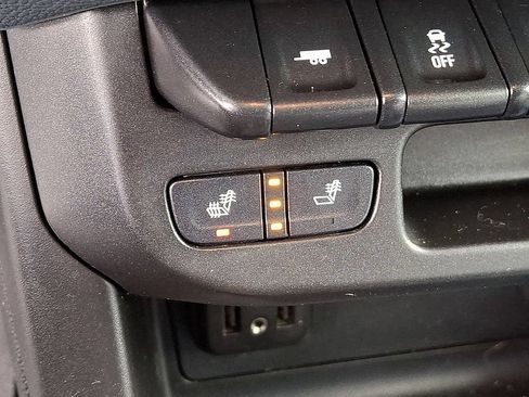 Used 2020 Chevrolet Colorado Z71 AWD/4WD image 27