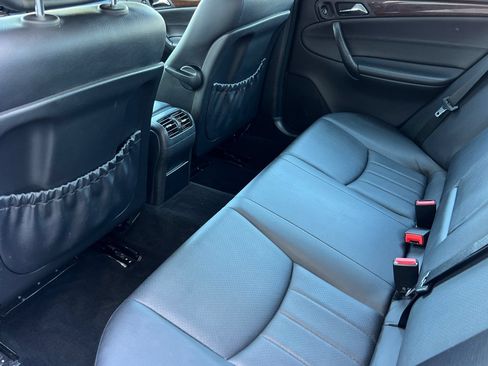 Used 2007 Mercedes-Benz C 280 Sedan image 4