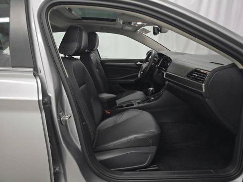 Used 2020 Volkswagen Jetta SEL FWD image 23