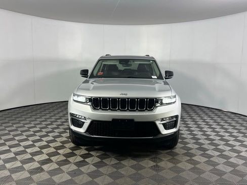 Used 2023 Jeep Grand Cherokee 4WD 4xe image 11