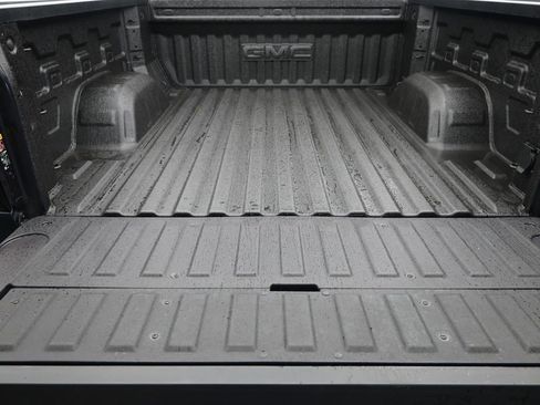 New 2026 GMC Sierra 1500 SLT w/ SLT Premium Plus Package image 9