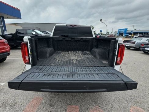 Used 2021 GMC Sierra 1500 AT4 w/ AT4 Value Package AWD/4WD image 24