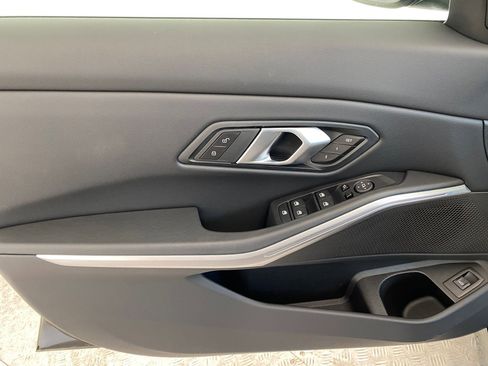 Used 2025 BMW 330i xDrive Sedan w/ Convenience Package image 12