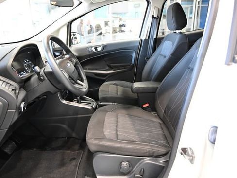 Used 2020 Ford EcoSport SE w/ SE Convenience Package image 9