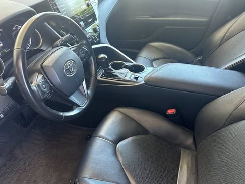Used 2021 Toyota Camry XSE FWD image 10