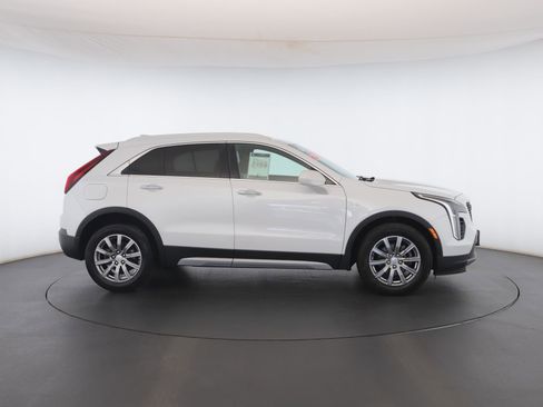 Used 2019 Cadillac XT4 Premium Luxury AWD/4WD image 24
