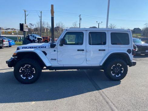 Used 2024 Jeep Wrangler Unlimited Rubicon 4xe AWD/4WD image 6