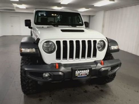 Used 2022 Jeep Gladiator Mojave w/ Cold Weather Group AWD/4WD image 3