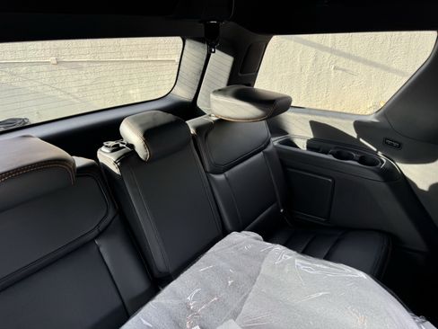 New 2026 Ford Expedition Tremor image 10