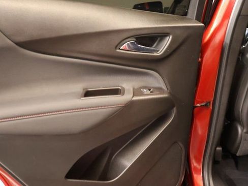 Used 2022 Chevrolet Equinox RS w/ RS Leather Package image 30