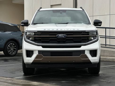 New 2025 Ford Expedition Max King Ranch image 8