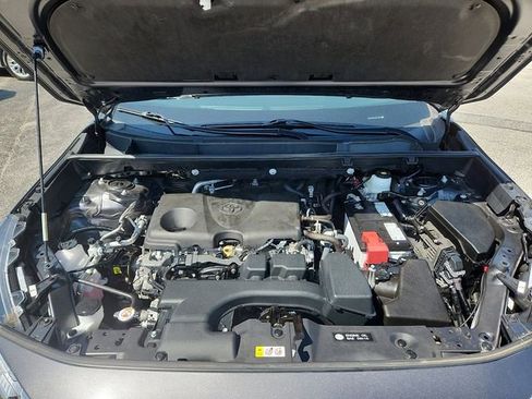 Used 2023 Toyota RAV4 XLE AWD/4WD image 21