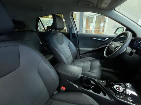 Used 2023 Kia Niro Wind w/ Wind Preserve Package FWD image 27