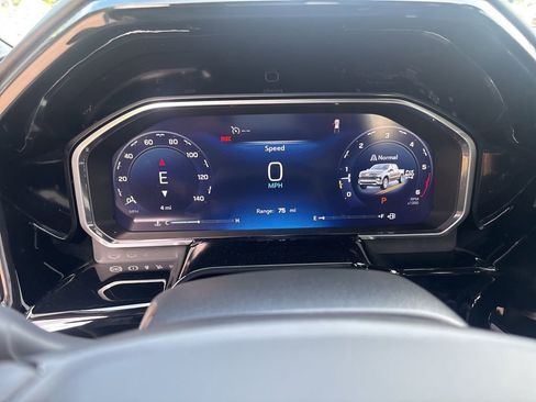 New 2026 Chevrolet Silverado 1500 RST w/ Convenience Package II AWD/4WD image 36