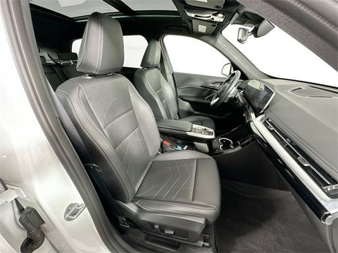 Used 2025 BMW X1 xDrive28i image 28