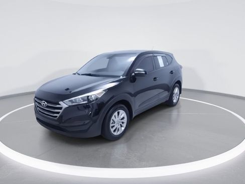 Used 2018 Hyundai Tucson SE w/ Cargo Package image 4