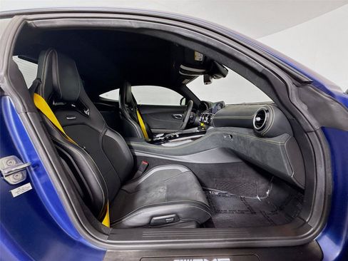 Used 2020 Mercedes-Benz AMG GT R w/ Exclusive Interior Package image 16