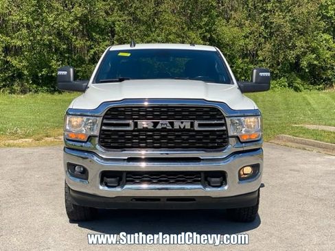 Used 2024 RAM 2500 Big Horn AWD/4WD image 2