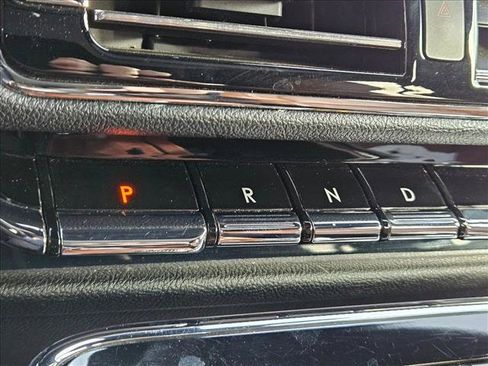 Used 2020 Lincoln Navigator Reserve w/ Luxury Package image 17