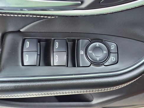 Used 2021 Buick Envision Preferred w/ Sport Touring Package image 13