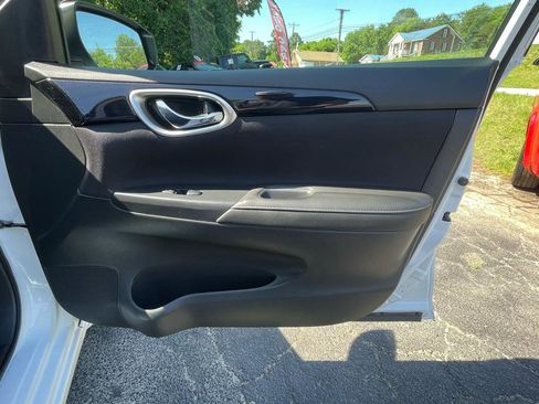 Used 2019 Nissan Sentra SV FWD image 26