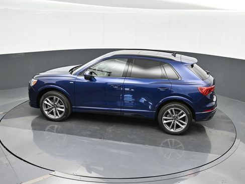 New 2025 Audi Q3 2.0T Premium image 25