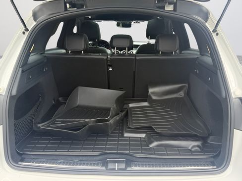 Used 2022 Mercedes-Benz GLC 300 4MATIC image 32