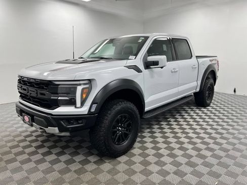 Used 2025 Ford F150 Raptor AWD/4WD image 3