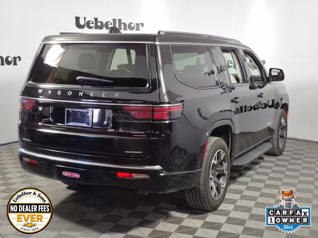 Used 2023 Jeep Wagoneer Series III w/ Preferred Equipment Group AWD/4WD image 7