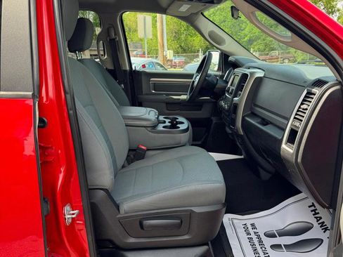 Used 2017 RAM 1500 Classic SLT AWD/4WD image 19