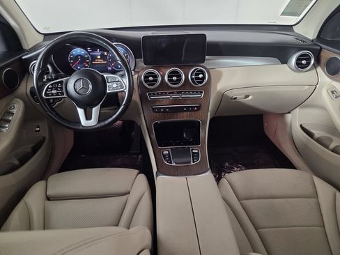 Used 2022 Mercedes-Benz GLC 300 4MATIC w/ Premium Package Lite image 27