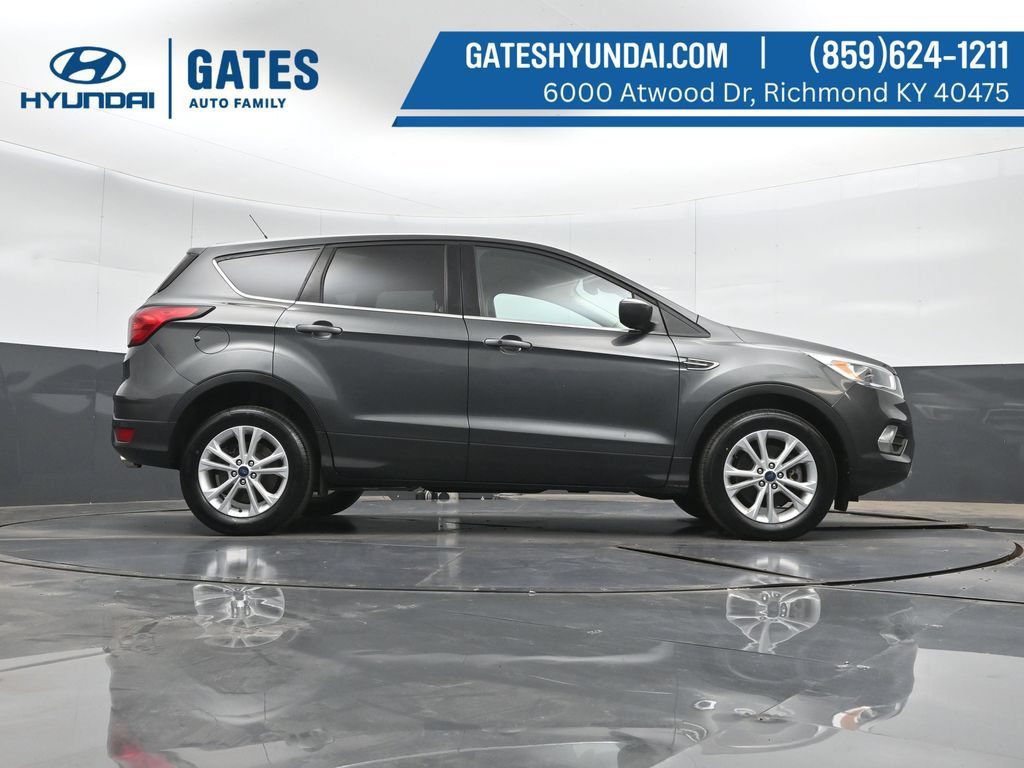 Used 2019 Ford Escape SE AWD/4WD image 36