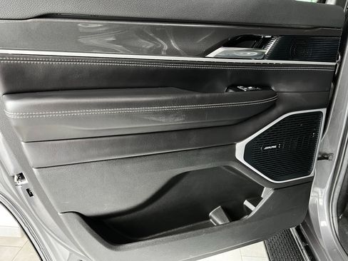 Used 2022 Jeep Wagoneer Series I w/ Convenience Group I image 21