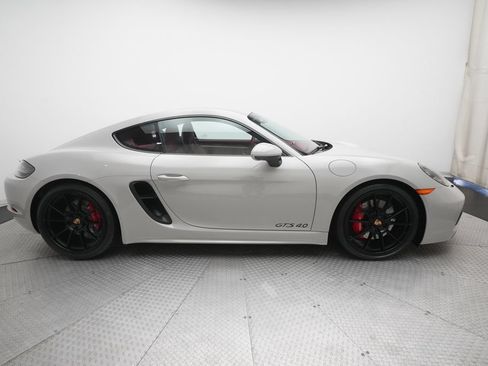 Certified 2025 Porsche 718 Cayman GTS RWD image 4