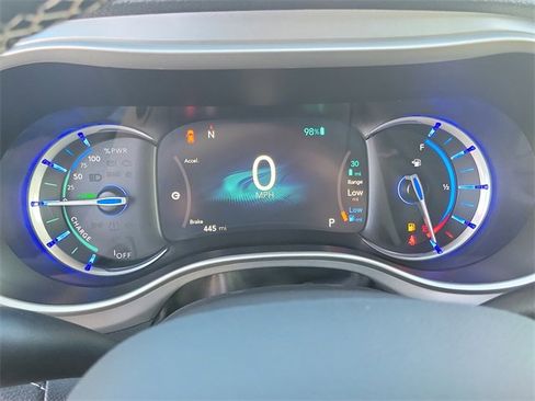 New 2023 Chrysler Pacifica Touring-L w/ S Appearance Package image 25