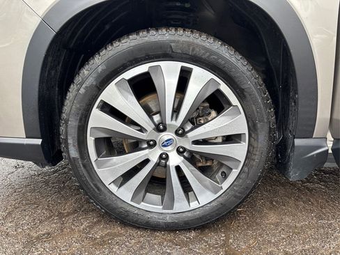 Used 2019 Subaru Ascent Limited image 12