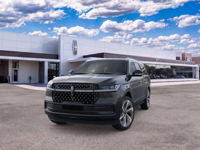 New 2026 Lincoln Navigator L Black Label AWD/4WD image 2