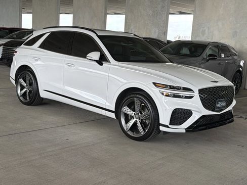 Used 2024 Genesis GV70 3.5T Sport w/ Sport Prestige Package AWD/4WD image 5