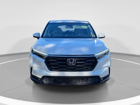 Used 2023 Honda CR-V LX image 2