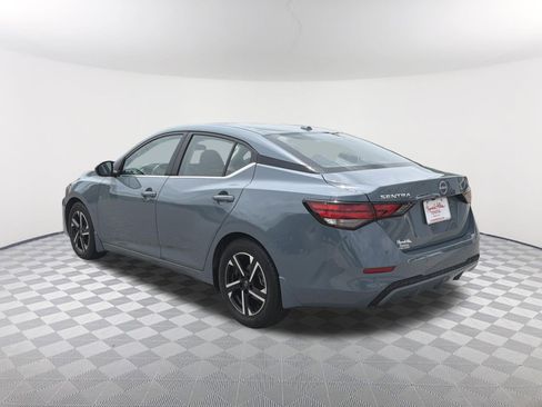 Used 2024 Nissan Sentra SV FWD image 14