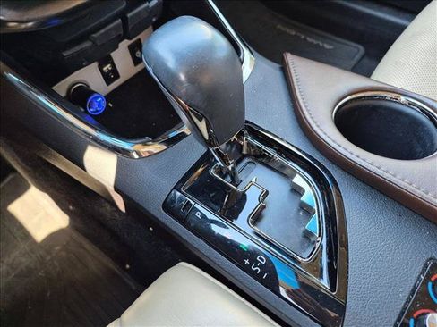 Used 2016 Toyota Avalon Limited w/ Toyota Safety Sense Package FWD image 13